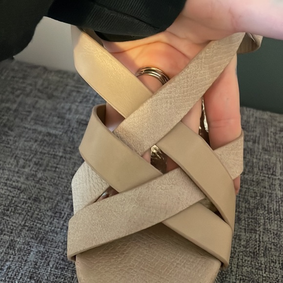 Wedges - Picture 5 of 7